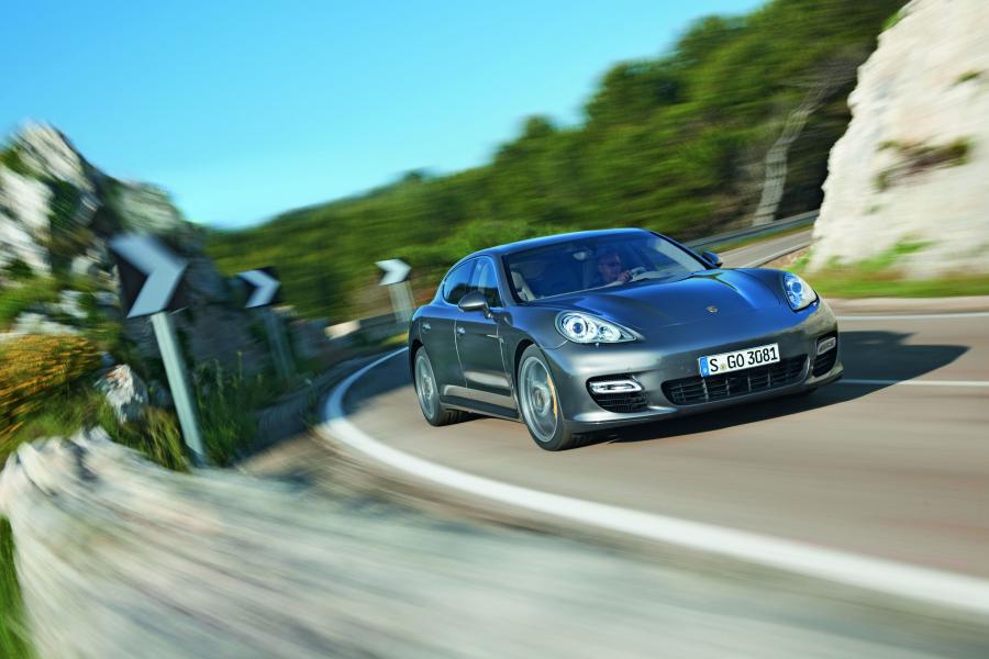  Porsche Panamera Turbo S 2011 года  (фото 33 из 51)